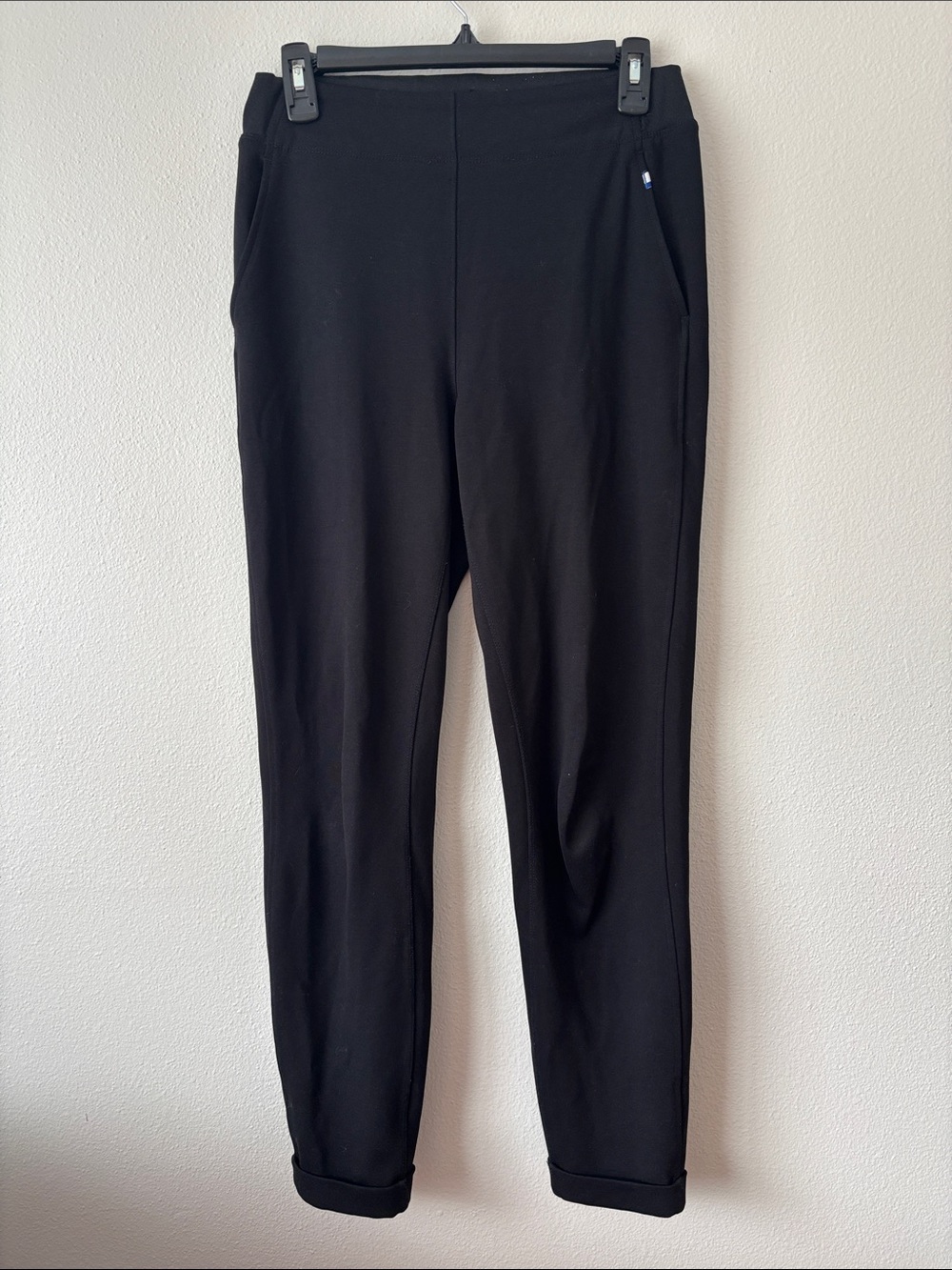 NWOT Kit and Ace classic black dress pants trouser cuffed ankle women’s size 4
